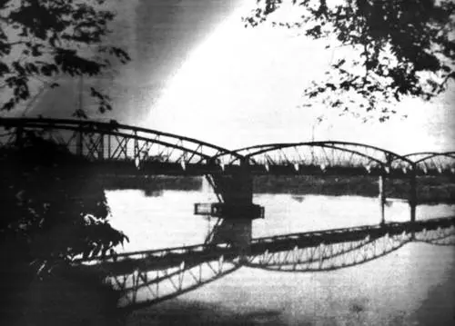 A primeira ponte sobre o rio Paraíba
